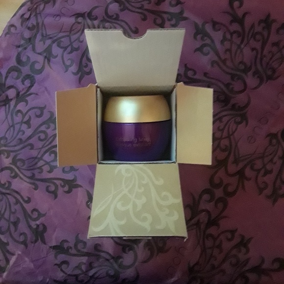 NIB Younique Royalty Exfoliating Mask - Picture 2 of 2